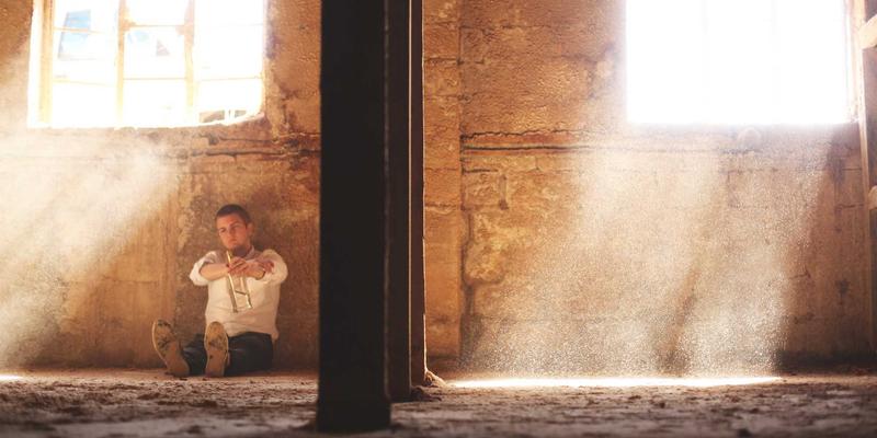 儿童餐具材质大比拼：不锈钢、硅胶与竹纤维，哪种更安全？新手爸妈必读指南